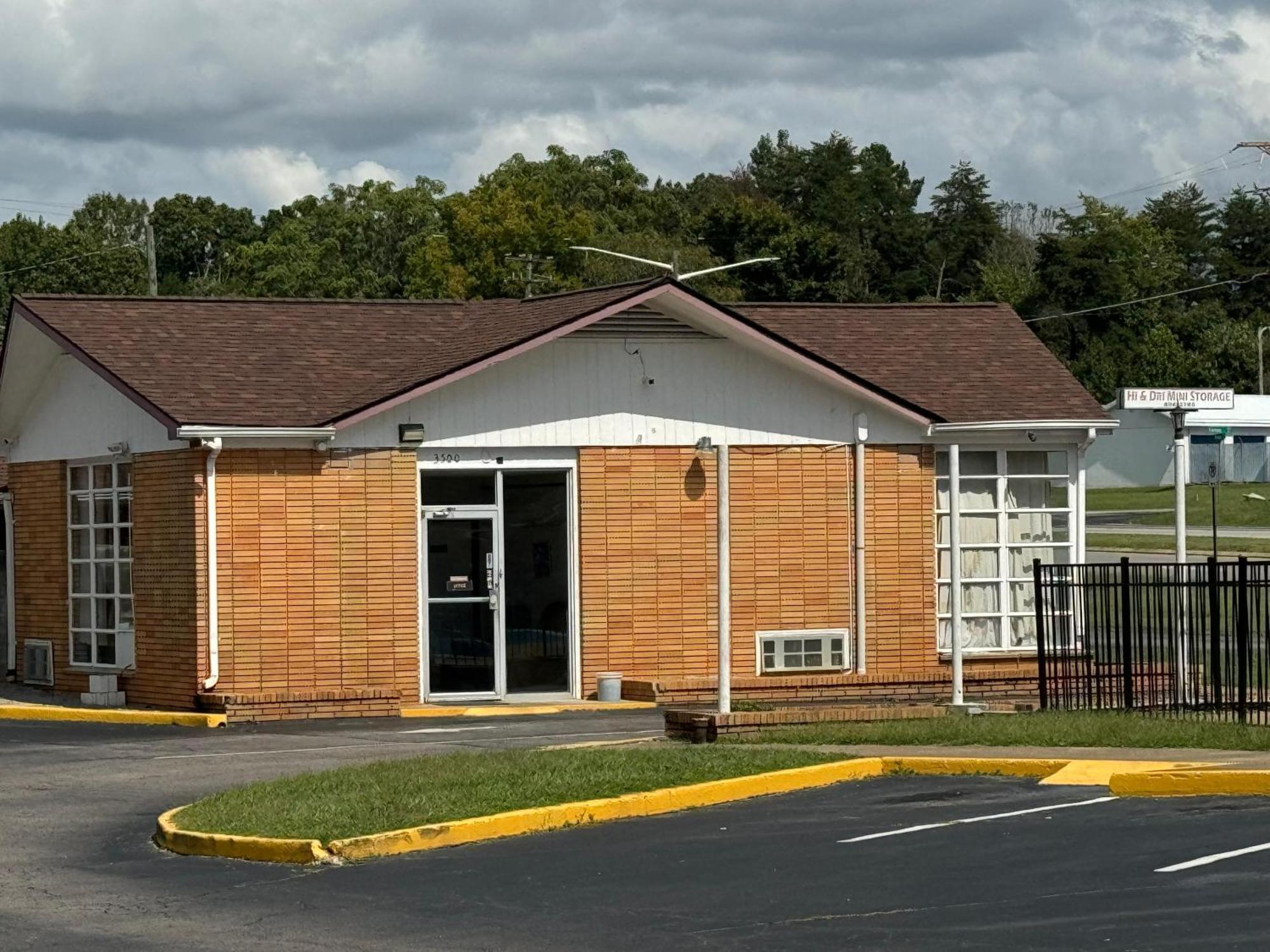 Travel Inn By Oyo Danville Us-29 Exterior photo